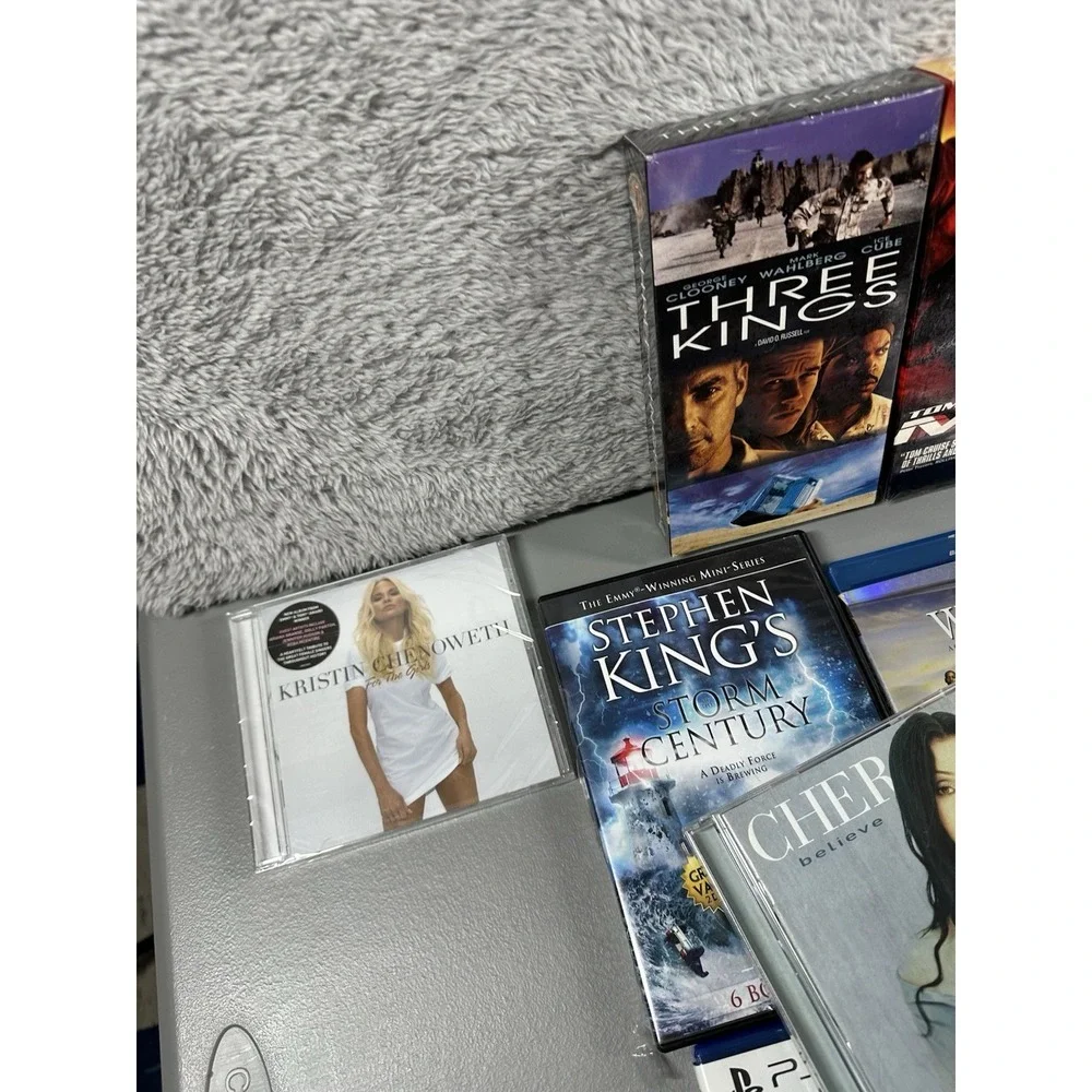 Media Bundle CDs DVD Video Games VHS Movies PC Music‎ Reseller Lot